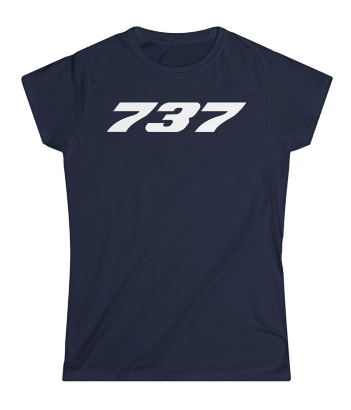 Boeing 737 Women's T-Shirt